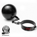 Ball and chain to force children to study (Кандалы чтобы заставить детей учиться)